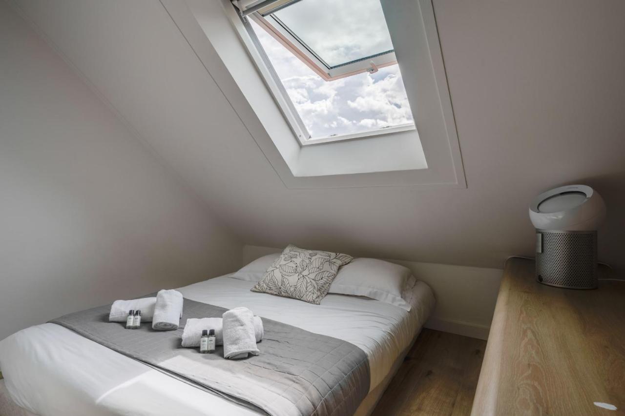 Duplex Vue Montagne - idéalement placé avec sa vue sur les toits Annecy Esterno foto